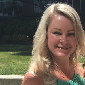 Meet your Posher, Angie